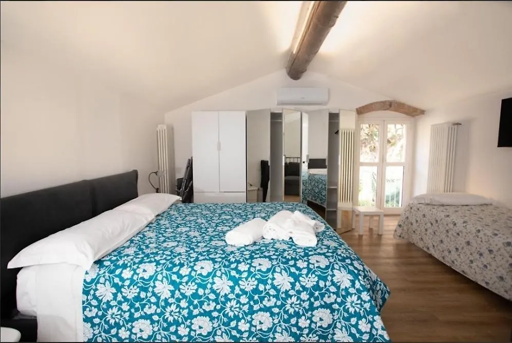 Lucky Home Citta Alta Bergamo 0*,  Italy